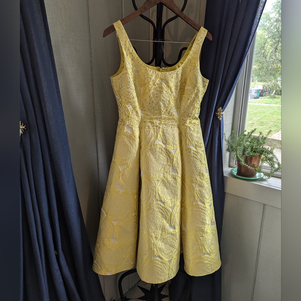Adrianna Papell dress dress yellow floral midi length beaded 6 small